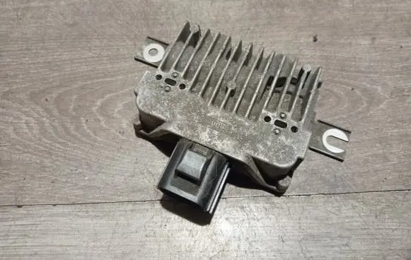 Volvo S80 Fuel injection pump control unit/module 6G9N9D372AC