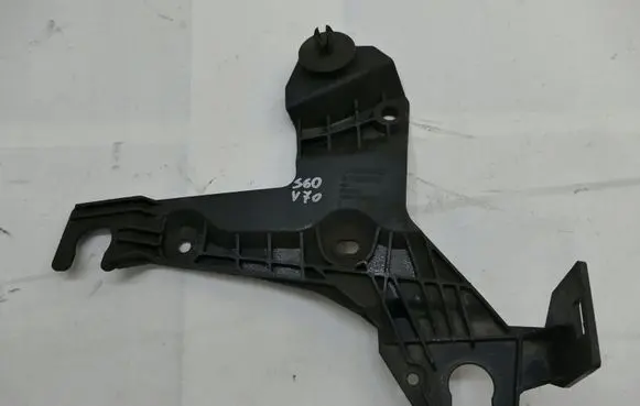 Volvo S70 V70 V70 XC Air filter cleaner box bracket assembly 30636575