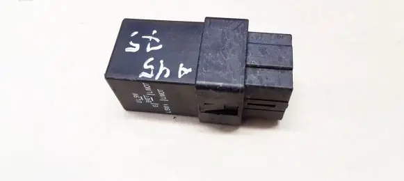 Volvo S40, V40 Other relay MB954185 72TM200