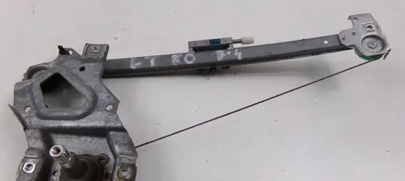 Audi 80 90 S2 B4 Rear door manual window regulator 893839399