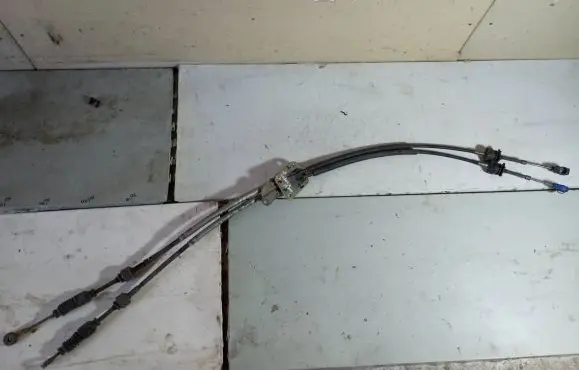 Toyota Corolla Verso AR10 Gear shift cable linkage
