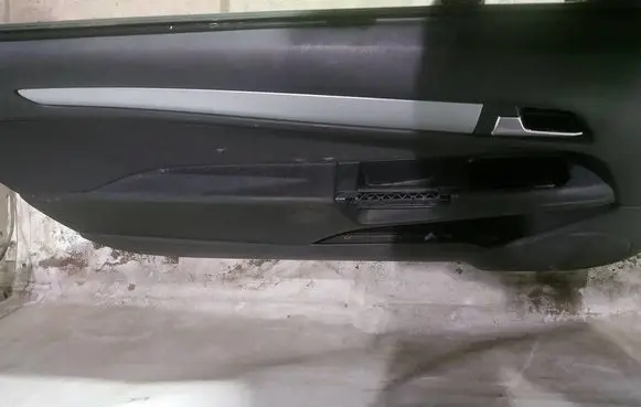 Opel Astra H Front door card panel trim 