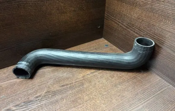 Iveco Daily 3rd gen Intercooler hose/pipe 504003918