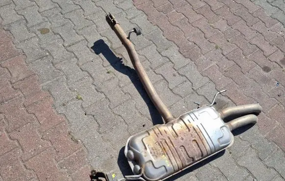 Seat Alhambra (Mk1) Rear muffler/silencer tail pipe 7N0253611G
