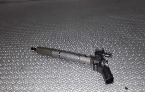 Audi A6 S6 C6 4F Fuel injector 059130277S 0445115024