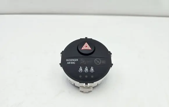 Toyota Yaris Hazard light switch 839500D100 158199