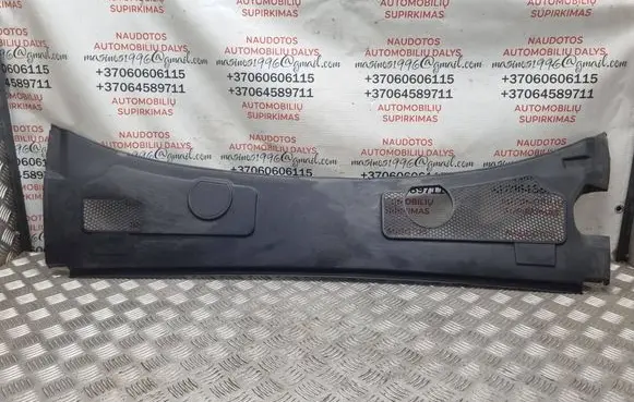 Audi A6 S6 C6 4F Wiper trim 4F1819447