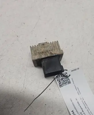 Renault Megane II Glow plug pre-heat relay 7700115678