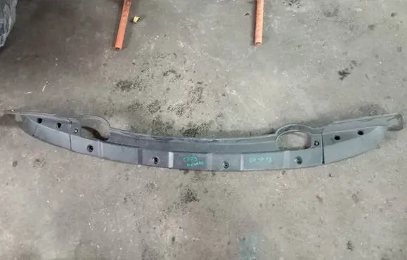 Nissan Navara D40 Front bumper lip 96011EB400
