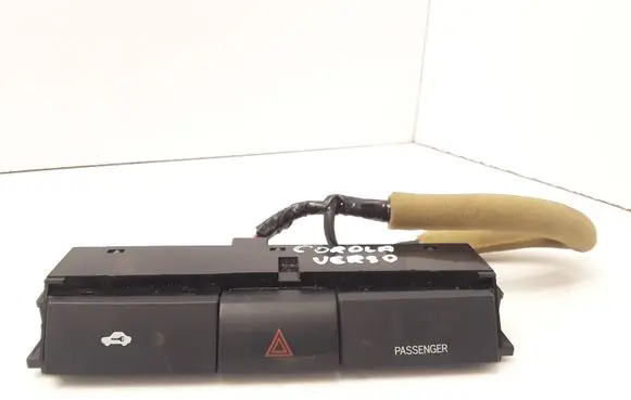 Toyota Corolla Verso AR10 Hazard light switch 153965