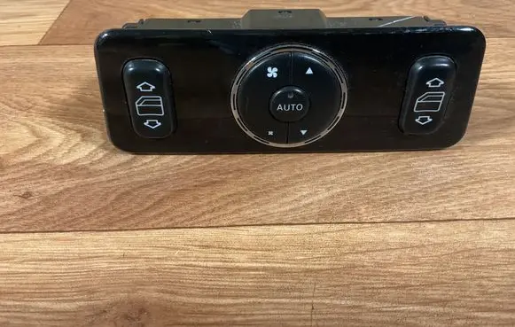 Mercedes-Benz ML W163 Climate control unit A1638200526 03420630 200410299