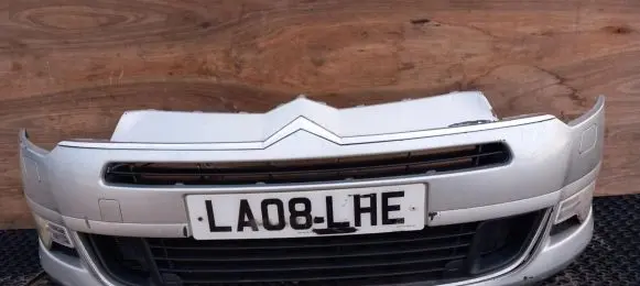 Citroen C5 Front bumper