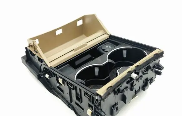 Mercedes-Benz ML W166 Cup holder front 136879