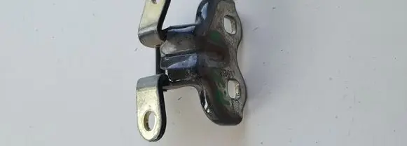 Opel Mokka Front door lower hinge 