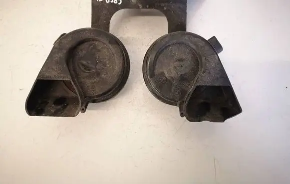 Volkswagen Touareg I Horn signal 4F0951223 163804L5