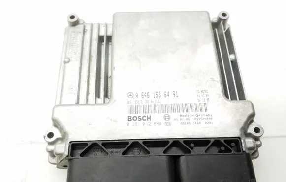 Mercedes-Benz E W211 Engine control unit/module A6461506491 0281012684
