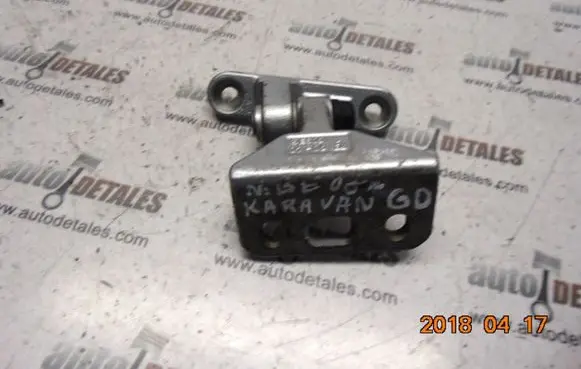 Mercedes-Benz E W211 Rear door upper hinge
