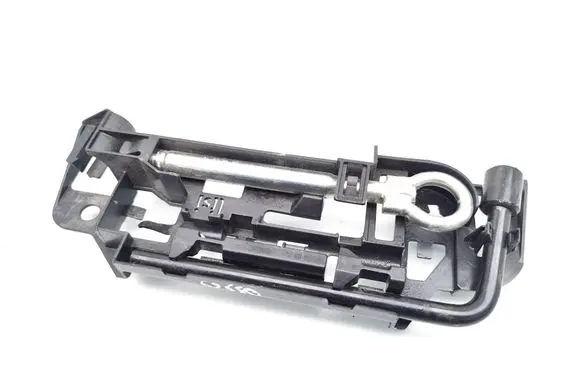 Peugeot 5008 II Tool set 9824003180