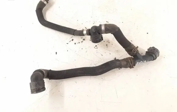 Mercedes-Benz E W213 Engine coolant pipe/hose 2135010882 A2135010882