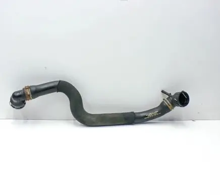 Volkswagen PASSAT B8 Engine coolant pipe/hose 3Q0122101CG