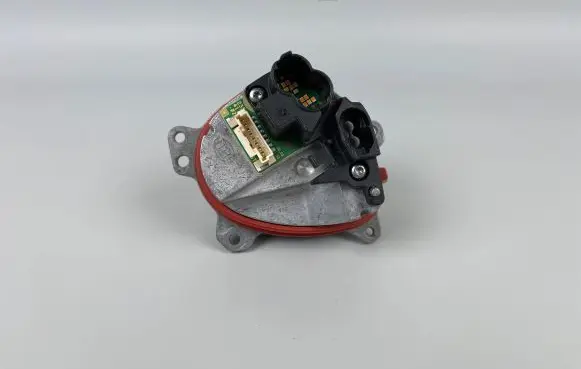 BMW 5 G30 G31 G38 LED ballast control module 23508302 23508302R