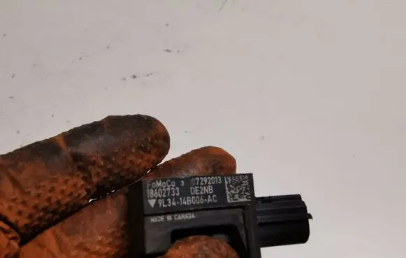 Dodge Durango Airbag deployment crash/impact sensor A1668210151