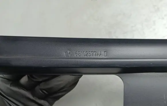 Jeep Cherokee Other rear door trim element 68102577AA