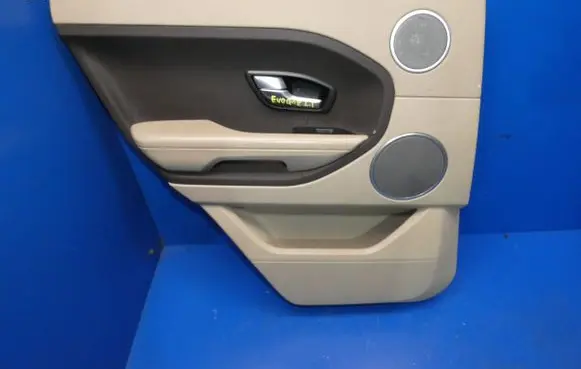 Land Rover Evoque I Rear door card panel trim