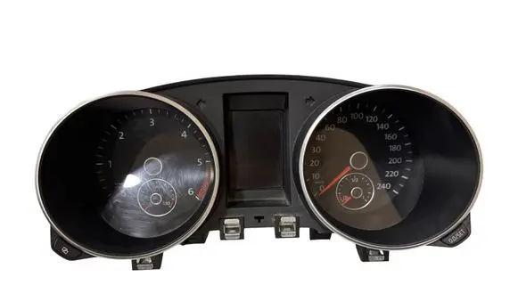 Volkswagen Golf VI Speedometer (instrument cluster) 5K0920871A VDD02431 31102010