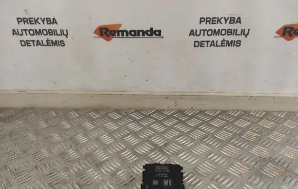 Toyota RAV 4 (XA50) Window wiper relay 8594042040 2360000030