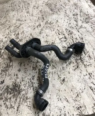 Audi A4 S4 B9 Engine coolant pipe/hose 8w0819334