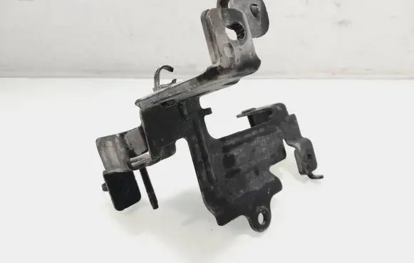 Peugeot Partner III Other engine bay part 9830393280