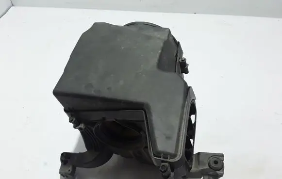 Volvo S40 Air filter box 31338612