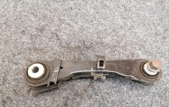 Rear control arm