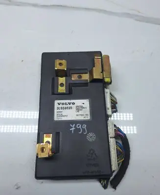 Volvo S40, V40 Comfort/convenience module 30859699 3817900150 SW30859701