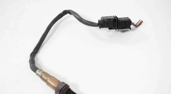 BMW 3 E92 E93 Lambda probe sensor 0281004079 7804369