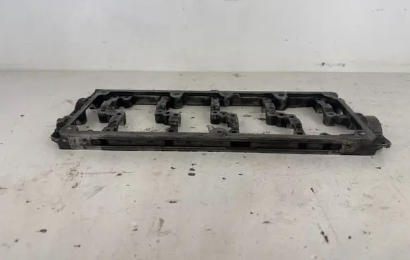 Volkswagen PASSAT B7 Camshaft holder 03L103286A