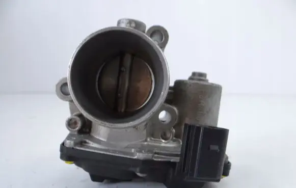 Ford C-MAX II Throttle valve CM5G9F991FC
