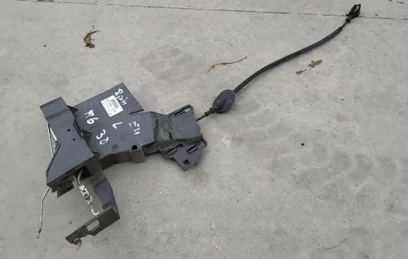 Ford Fiesta Front door lock 2S51B219A65BJ