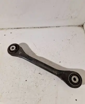 Rear control arm