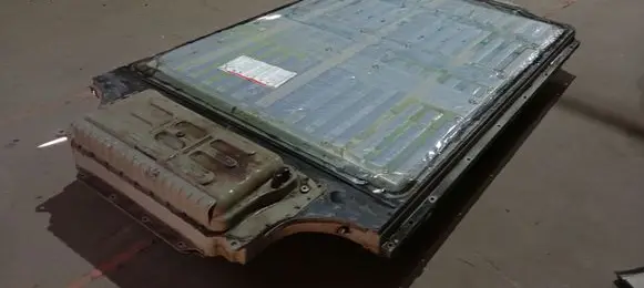 Tesla Model S Hybrid / electric car battery 