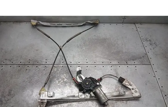 Peugeot 206 CC Front door window regulator with motor 