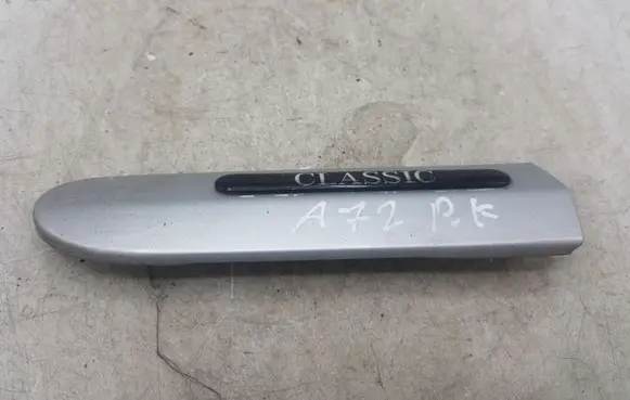 Lexus IS 220D-250-350 Fender trim (molding) 2036300162