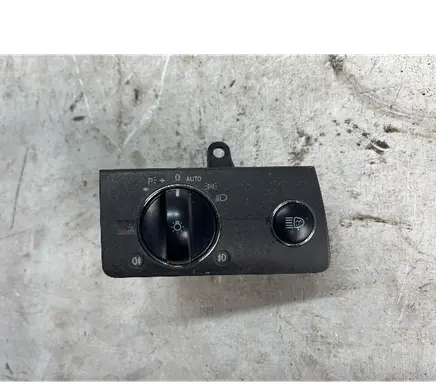 Mercedes-Benz E W211 Light switch 04056000 2115450104
