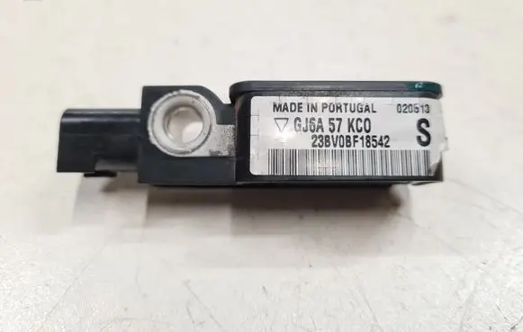 Mazda 6 Airbag deployment crash/impact sensor GJ6A57KC0