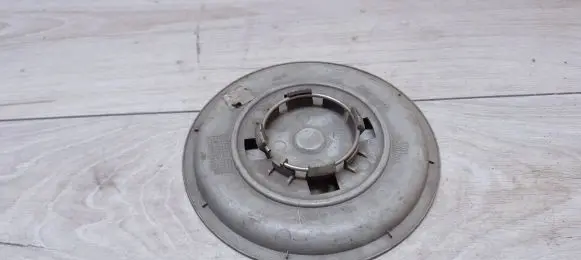 Volkswagen PASSAT B5 Original wheel cap 1J0601149B