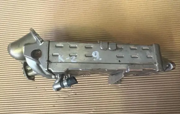 BMW X5 F15 EGR valve cooler 7823210
