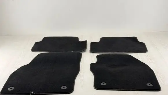 Audi A1 Car floor mat set 82C863011