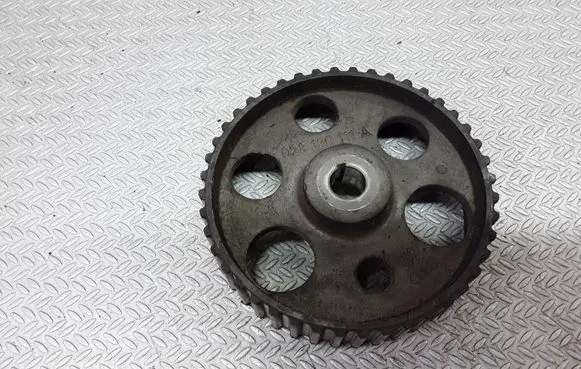 Ford Galaxy Fuel pump gear (pulley) 028130111A