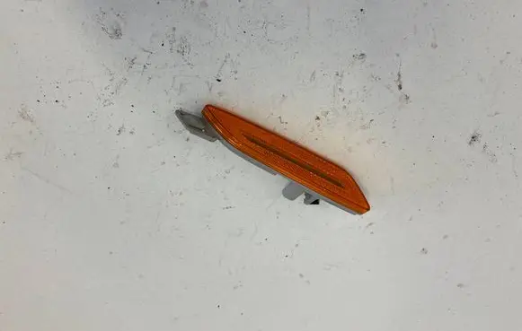 Porsche Cayenne (92A) Front fender indicator light 7P5945128